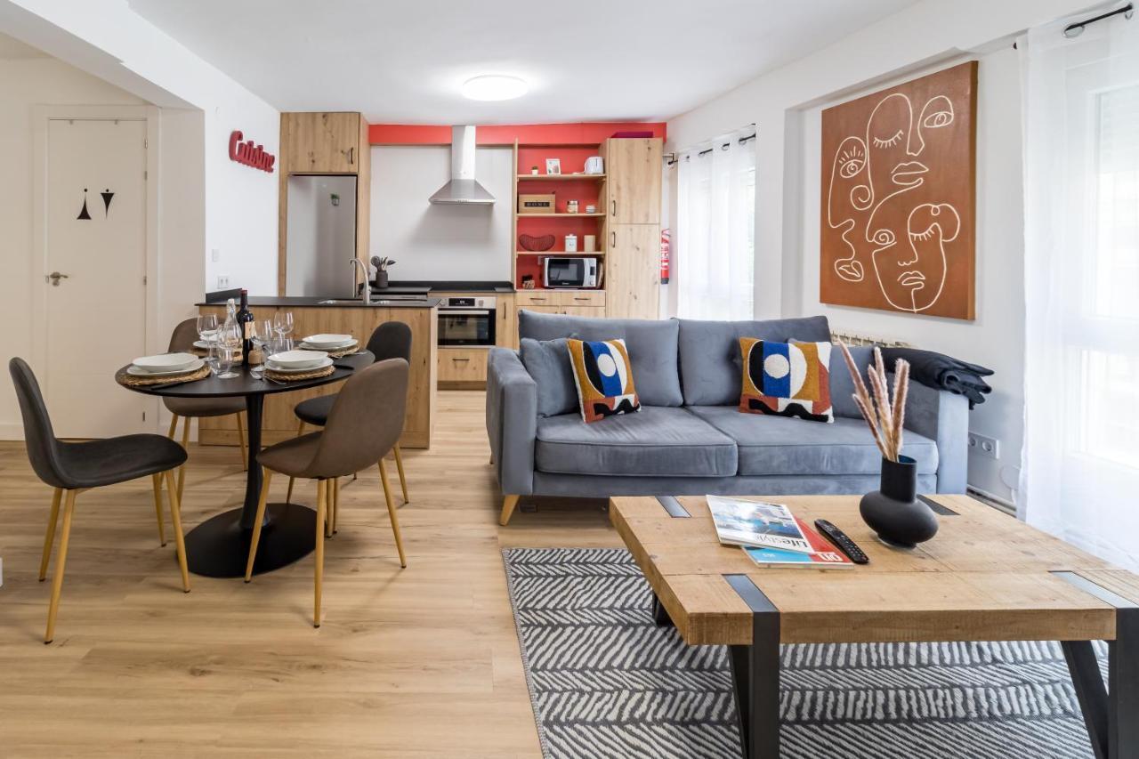 Apartamento Recien Reformado Plaza Del Ayuntamiento サンタンデール エクステリア 写真